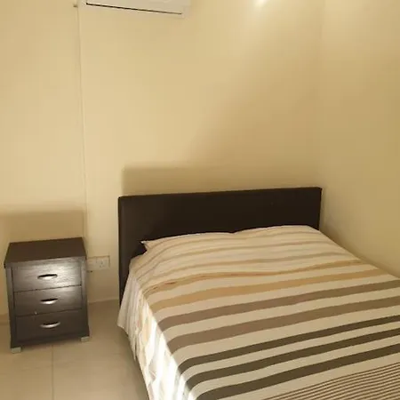 アパート Cozy Comfortable 2-bedroom リマソール