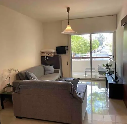 Cozy Comfortable 2-bedroom Appartement *