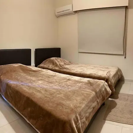 Apartmán Cozy Comfortable 2-bedroom *